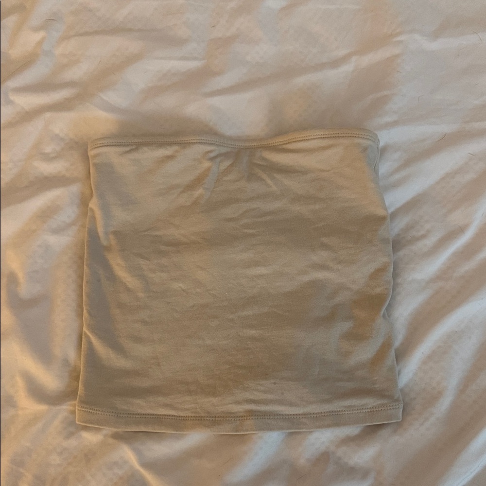 Old Navy Cream Mini Skirt